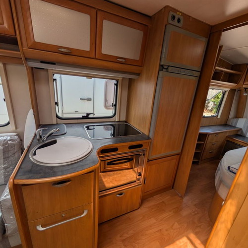 Hymer Nova 555 Caravan in good condition with documents
