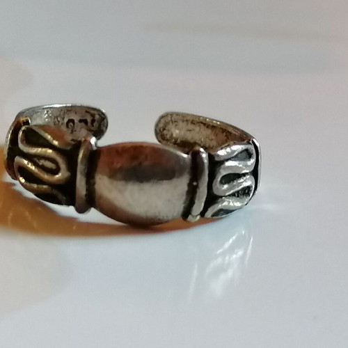 925 Silver Boho Toe Ring new with embossed design