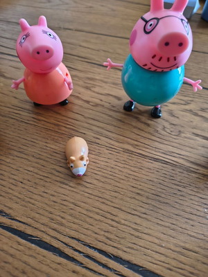 Peppa Pig figures, miniatures