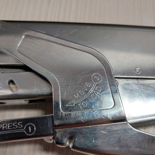 Kangaroo HP 210 metal hand stapler like new