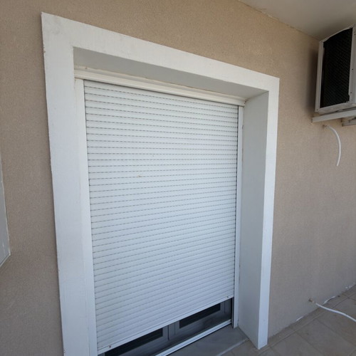 Aluminum window frames like new, pack of 11 with double glazing and shutters