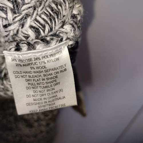 Bardot knitted dress new, in white, grey and black