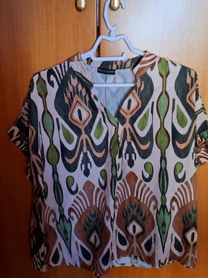 Prato summer women's blouse size L like new, multicolor