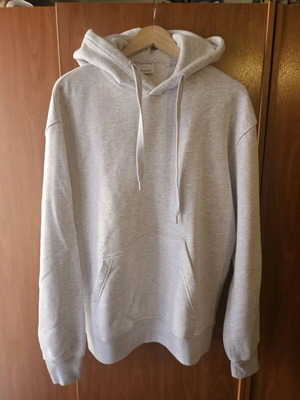 Berska sweatshirt large light gray like new