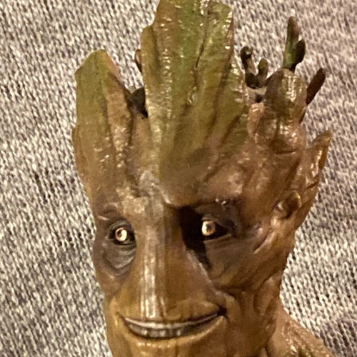 Marvel Legends Evolution of Groot figure like new with baby Groot in pot