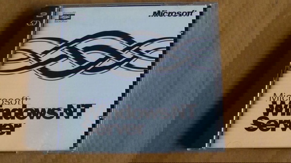 Δύο αυθεντικά CD Windows NT Server 4.0 (συλλεκτικό)