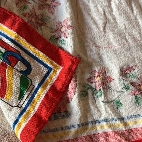 Kitchen aprons unused, pair of 2, 100% cotton