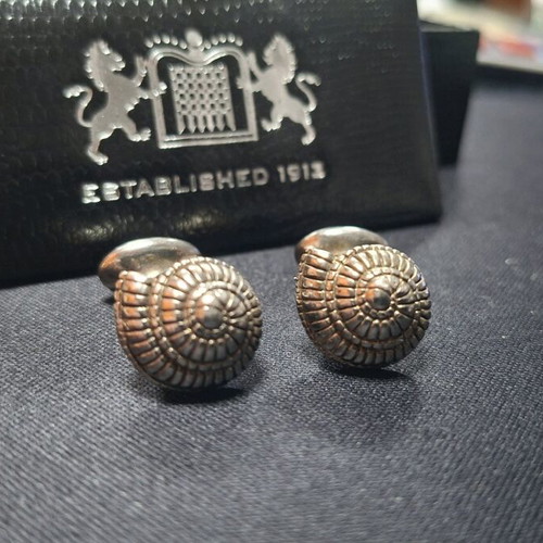 Silver cufflinks like new with 925 stamp, 16.5 grams