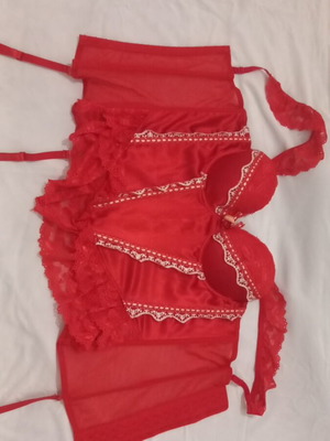 Red bustier like new, size S, missing strap