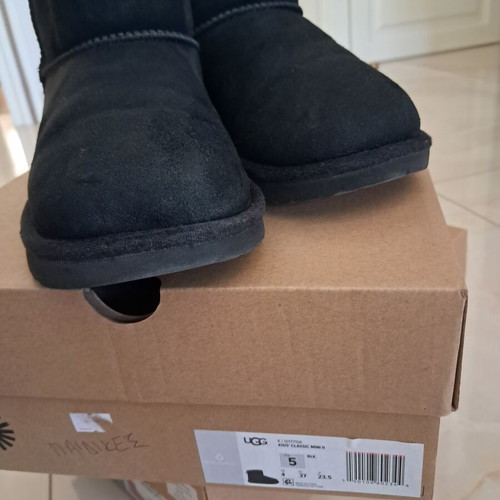 Ugg kids boots used, size 37, black