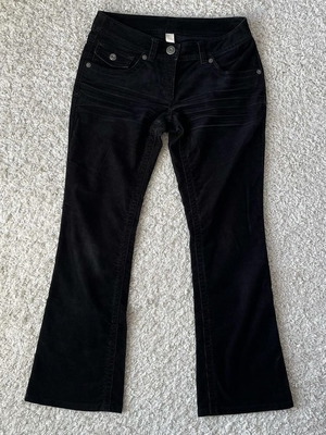 Cotton corduroy mid waisted black pants used, size 38