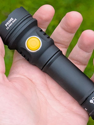 Armytek Prime C2 Pro Max flashlight like new