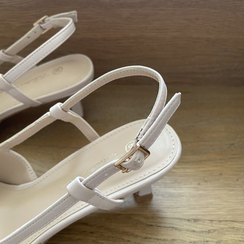 Slingback nude pumps new with cushioned sole, 6cm heel