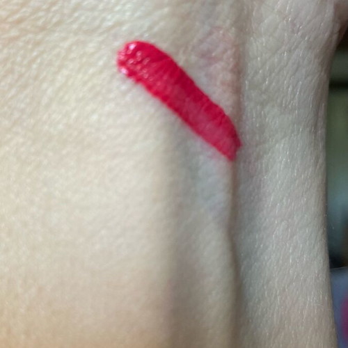 MAC Locked Kiss Ink 70 Hyperbole like new, fuchsia shade