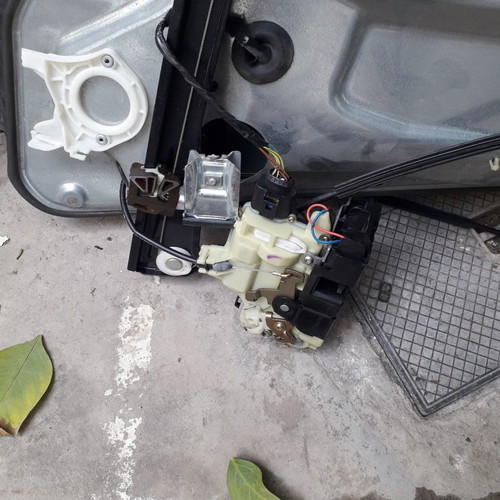 Ibiza 6L 3d left window regulators used with motors