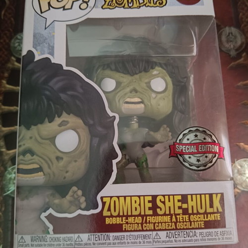 Funko POP! Marvel Zombies Zombie She-Hulk #792 like new