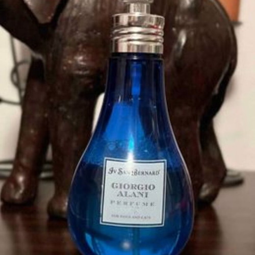 Perfume for dogs and cats used, nice scent