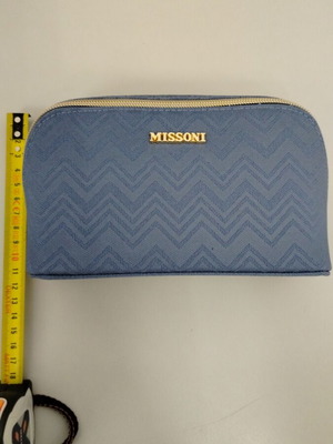 Missoni handbag new, blue and beige, Delta Airlines kit included