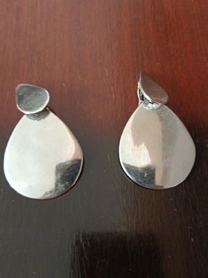 Clip-on earrings new