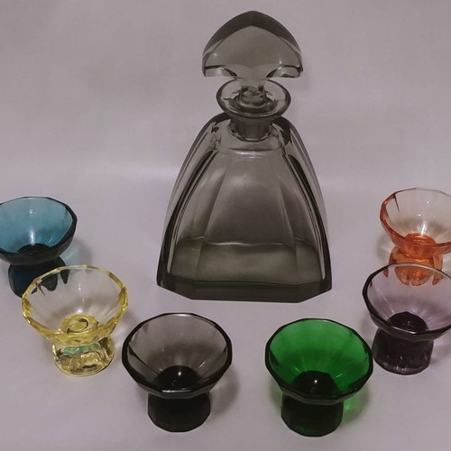 Art Deco Josephinenhutte liqueur set 1925, 1 decanter and 6 glasses