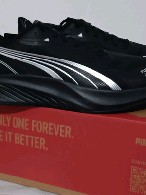 Puma sport shoes size 43 waterproof, new