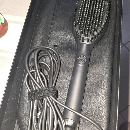 GHD Glide hot brust like new with travel case