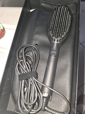 GHD Glide hot brust like new with travel case