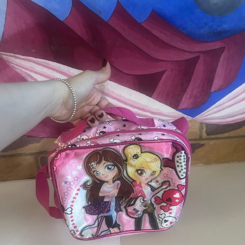 Bratz Y2K pink insulated lunch box used, kids food bag
