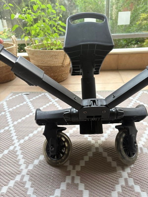Bebestars trailer for second child like new with seat