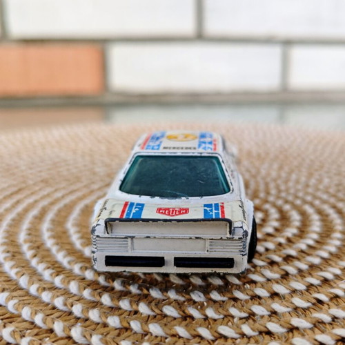Vintage Bburago Mercedes-Benz 450 SLC Rally diecast model used