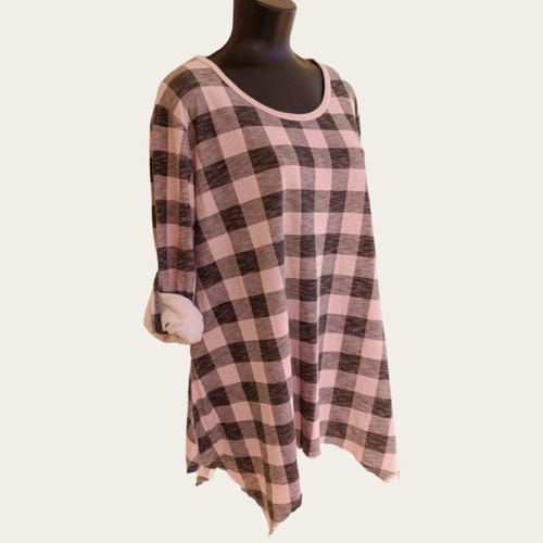 Plus Size Pink Checkered Blouse (XL/2XL)
