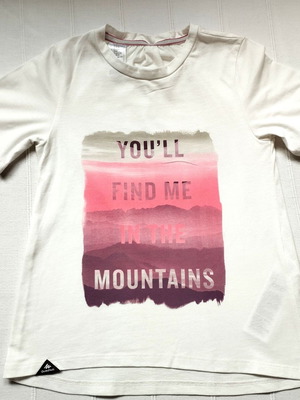 Decathlon short-sleeve t-shirt for girls used, size 7-8 years, beige