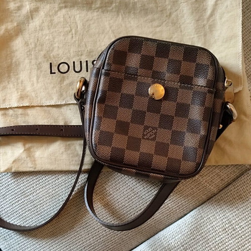 Louis Vuitton Damier Ebene Rift crossbody bag like new, brown