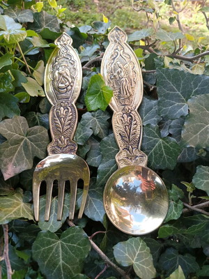 Vintage brass serving set like new
