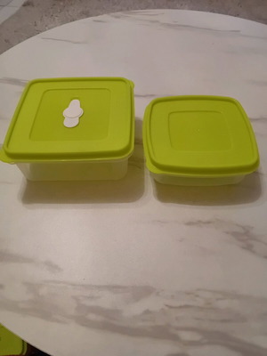 Food containers like new, set of 2 pieces