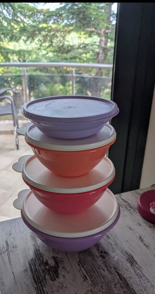 Σετ χρωματιστα μπωλ 4 τεμ !Tupperware