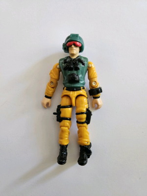 Gi Joe yellow-green figure with helmet like new