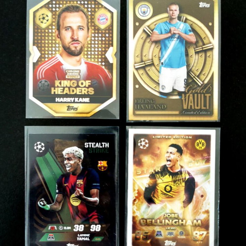 Topps Football 2025/26 Collectible Lot 4 Special Limited Edition Cards