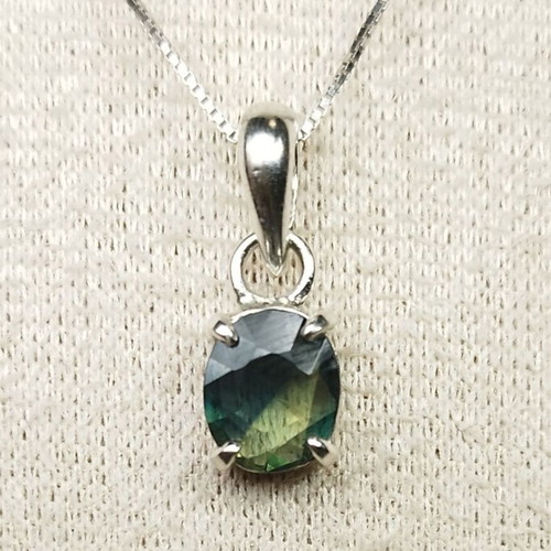 Sapphire necklace 1.22ct VVS natural Australian green-blue with chain new