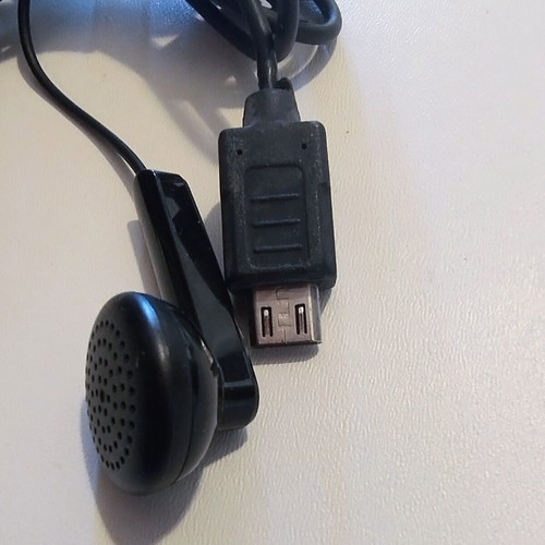 Handsfree Micro USB Vodafone OEM like new