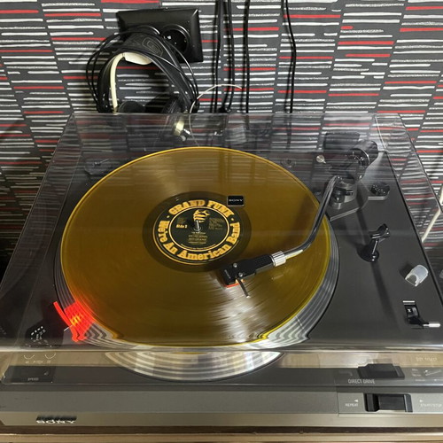 Sony PS-22 Direct Drive Full Automatic Record Player like new