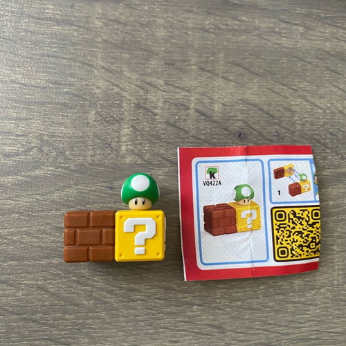 Super Mario Kinder Joy base new