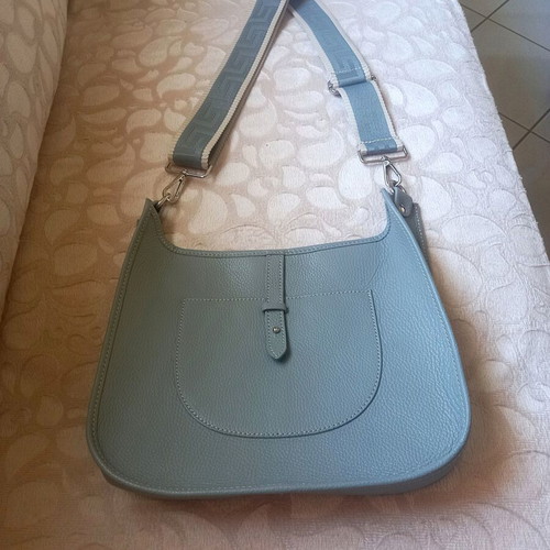 Shoulder bag like new, grey synthetic leather