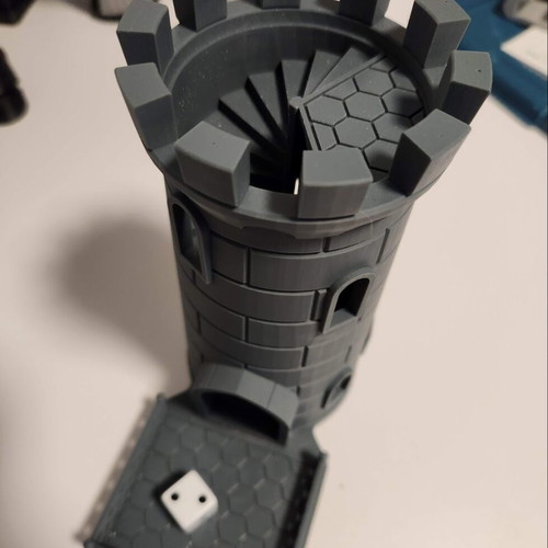 Dice Tower like new