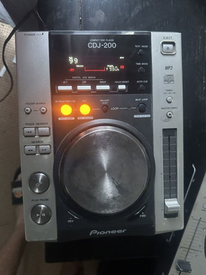 CDJ 200 Pioneer DJ equipment new