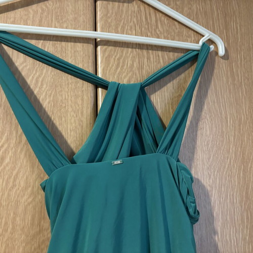 BSB green crisscross shoulder t-shirt size M like new
