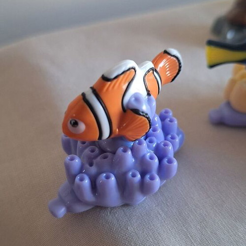Set of 5 Finding Dory Disney Pixar Kinder Surprise figures like new