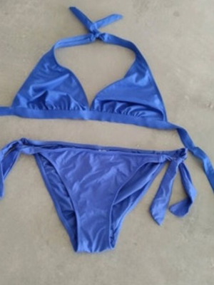Bikini swimsuit like new, electric blue, size M-L