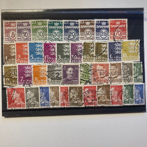 Denmark 39 sealed stamps