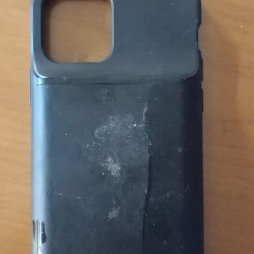Powerbank case for iPhone 12 used